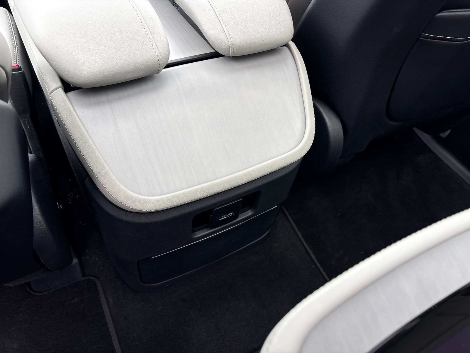 New 2026 Lincoln Navigator L Reserve AWD/4WD image 32