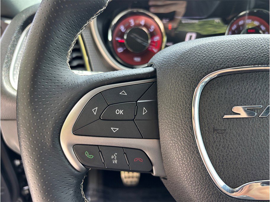 Used 2015 Dodge Challenger SRT Hellcat image 27