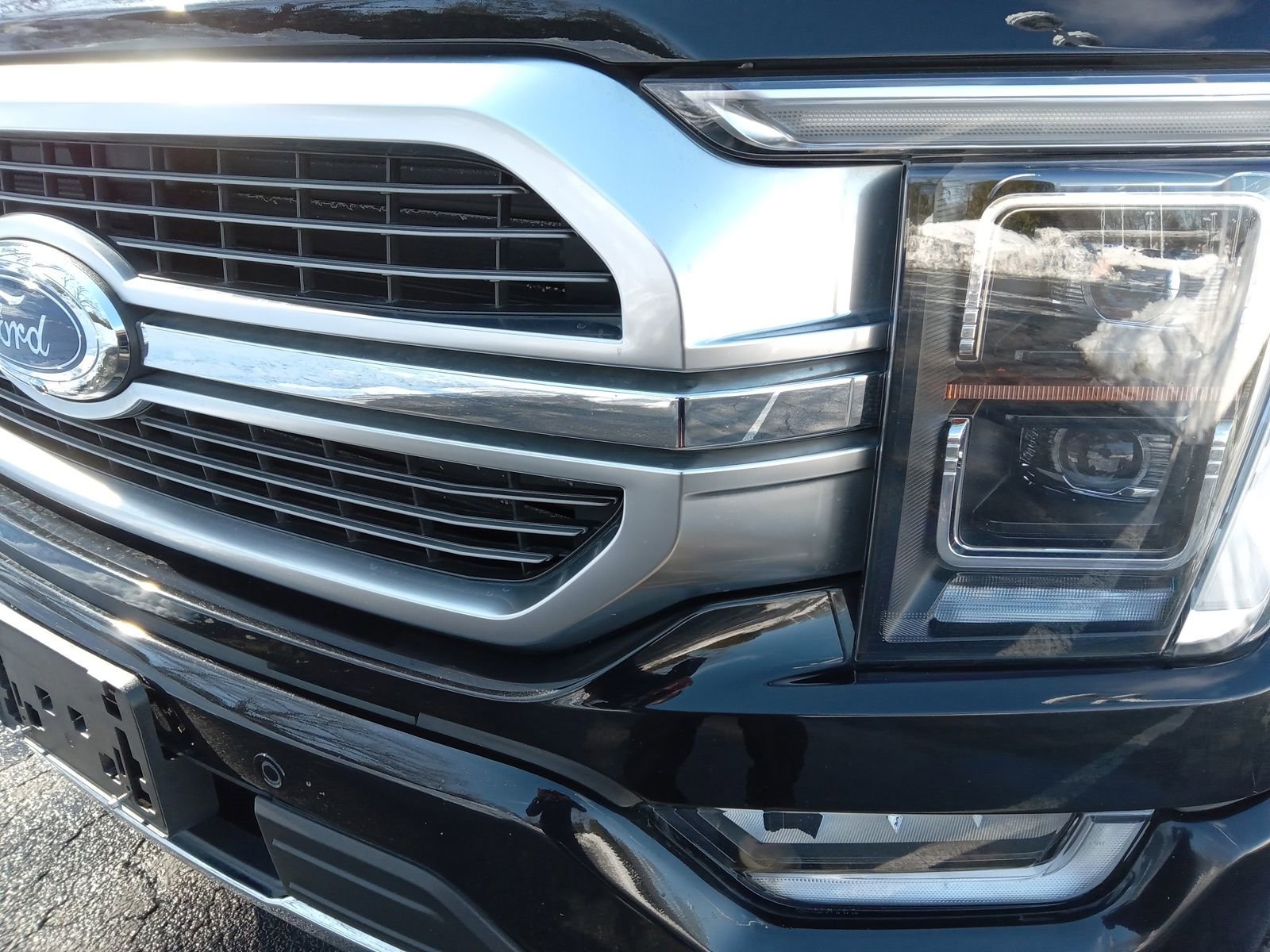 Used 2021 Ford F150 Limited image 7