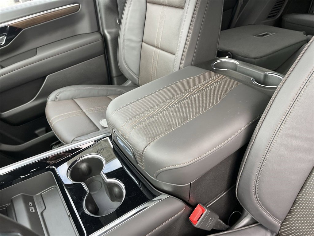 New 2026 Chevrolet Tahoe High Country image 21