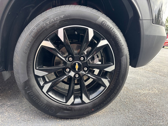 Used 2023 Chevrolet TrailBlazer LT FWD image 28