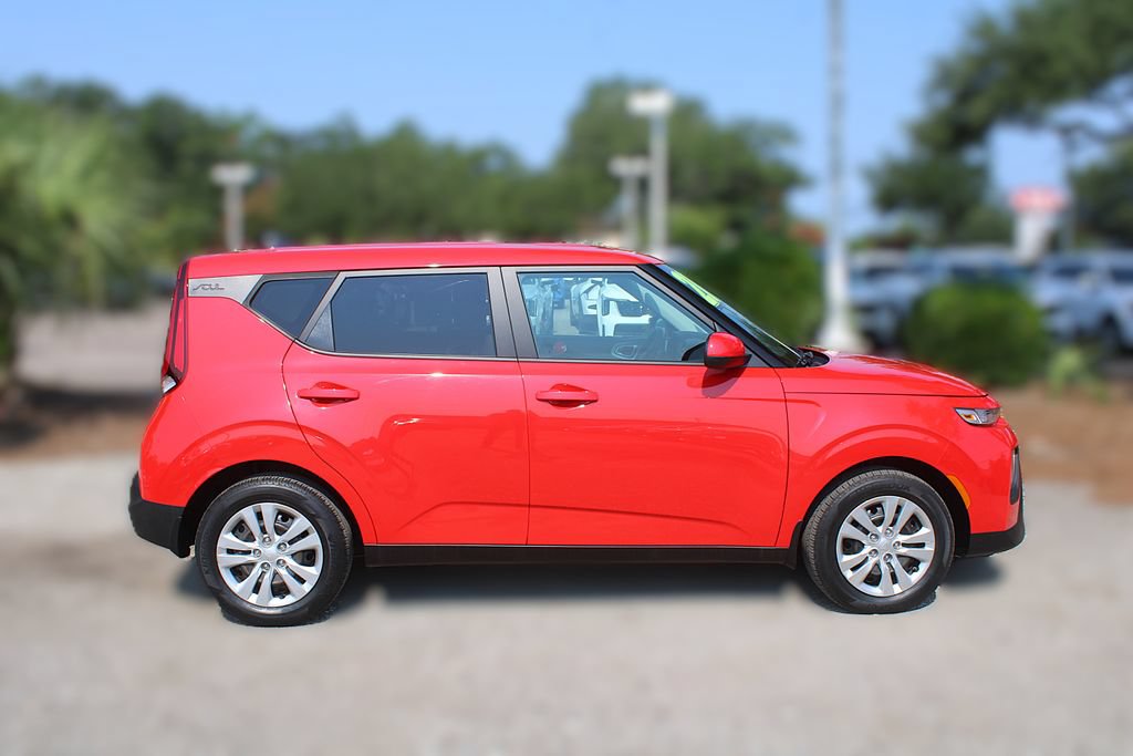 Certified 2021 Kia Soul LX FWD image 5