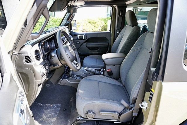 New 2026 Jeep Wrangler Sport AWD/4WD image 18
