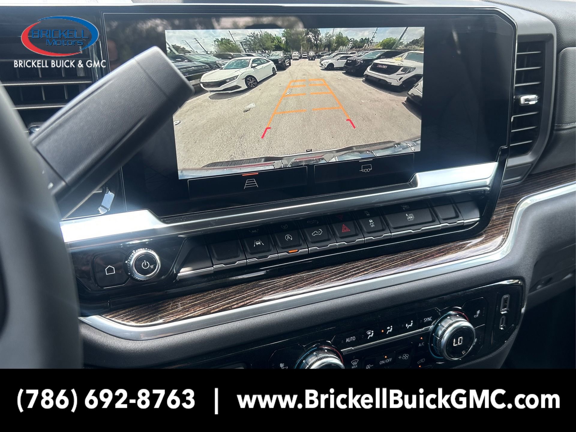 New 2025 GMC Sierra 1500 Elevation image 27