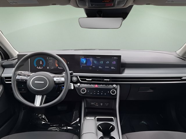 Used 2025 Hyundai Sonata SEL FWD image 13