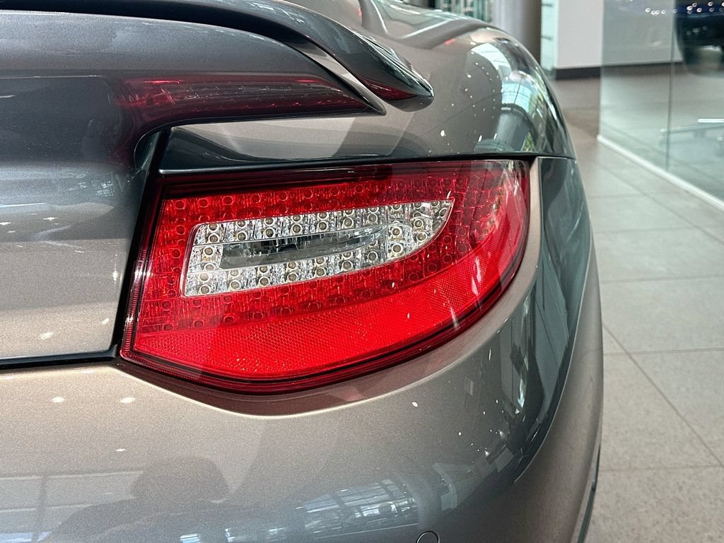 Used 2012 Porsche 911 Turbo S AWD/4WD image 29