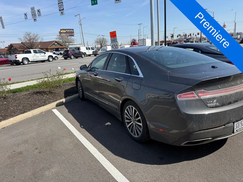 Used 2017 Lincoln MKZ Premiere image 9
