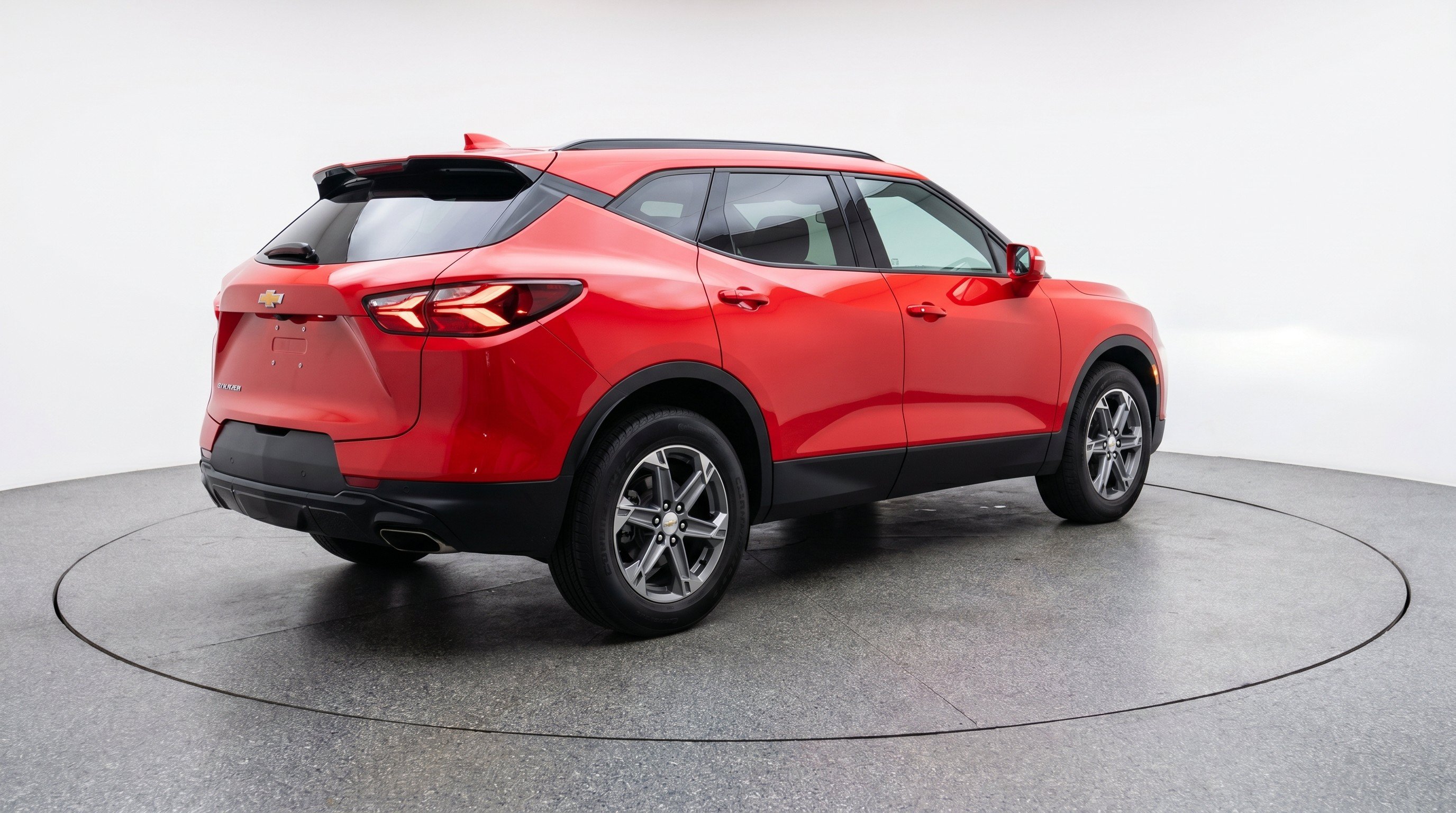 Used 2025 Chevrolet Blazer LT FWD image 9