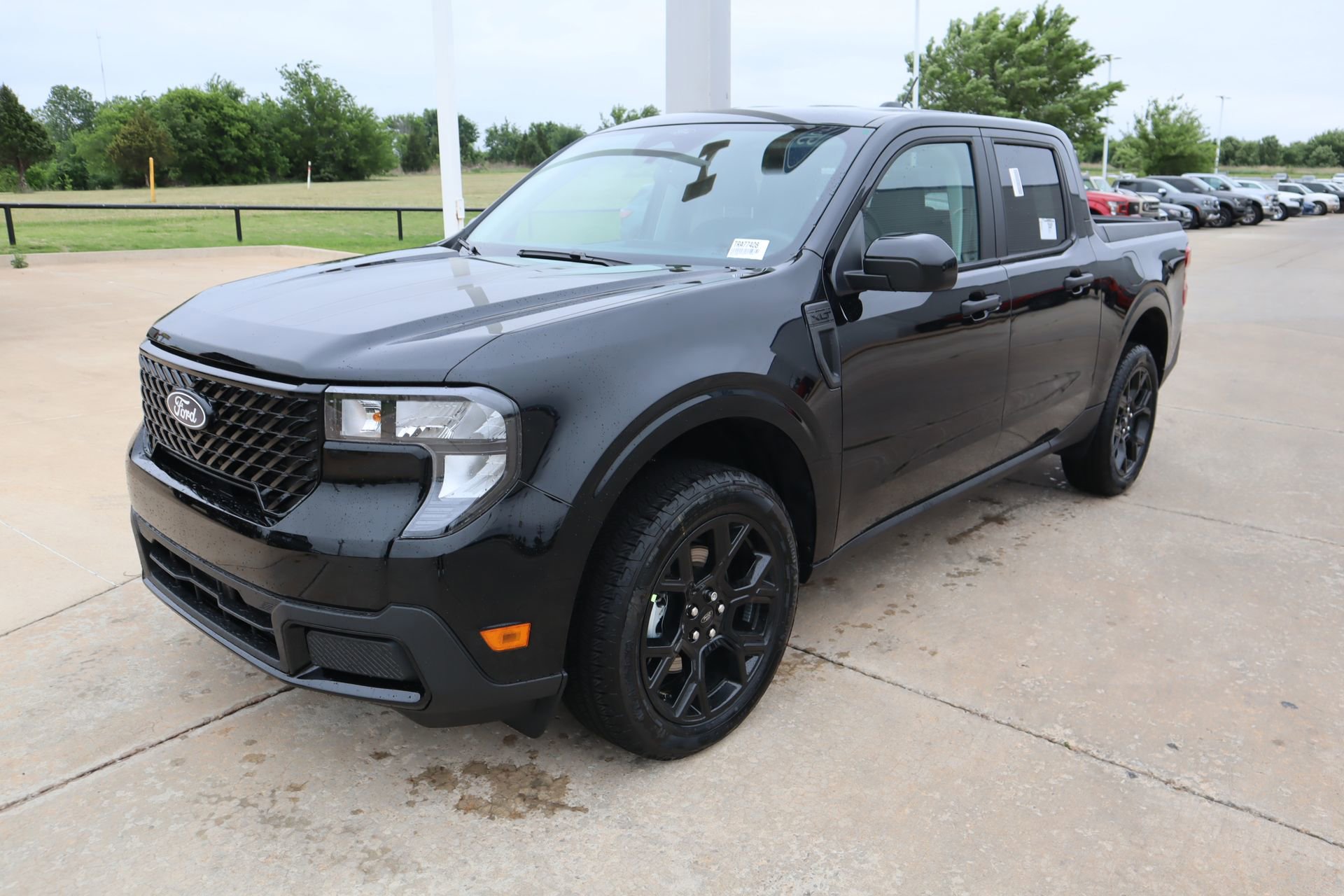 New 2026 Ford Maverick XLT w/ Black Appearance Package AWD/4WD image 9