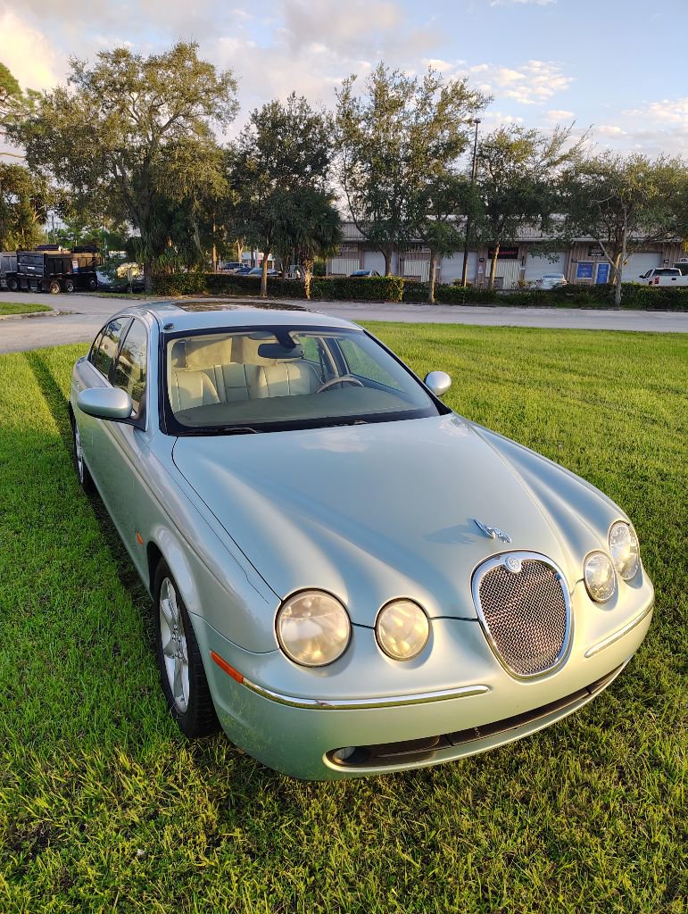 Used 2006 Jaguar S-TYPE 4.2 image 3