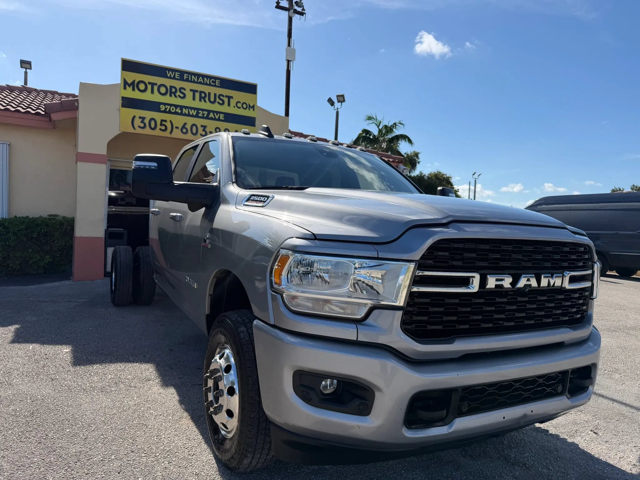 Used 2023 RAM 3500 Big Horn w/ Level 1 Equipment Group AWD/4WD image 7
