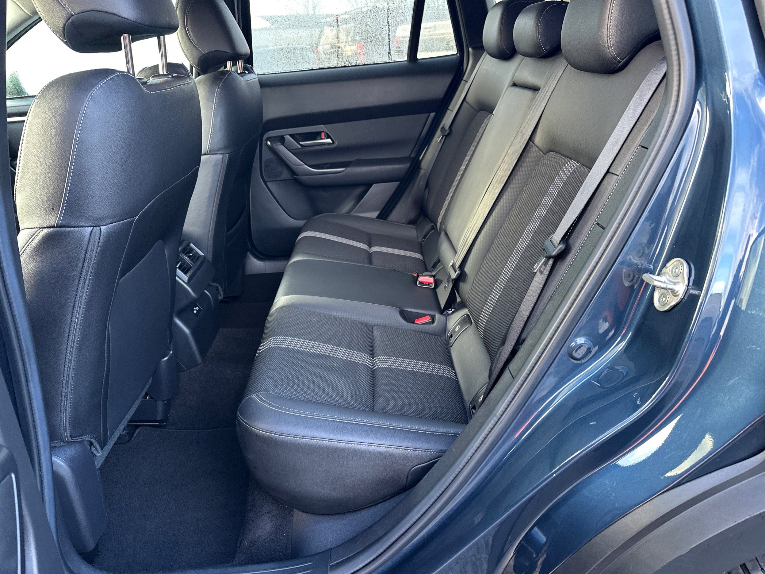 Used 2025 MAZDA CX-50 AWD 2.5 S w/ Preferred Package image 10