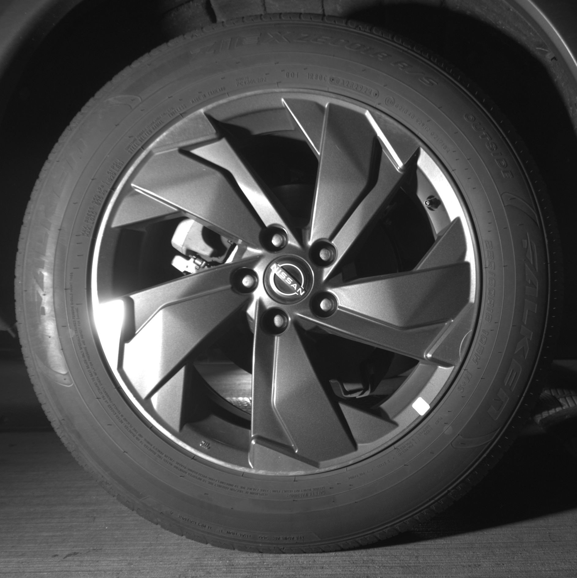 Used 2025 Nissan Rogue SV image 15