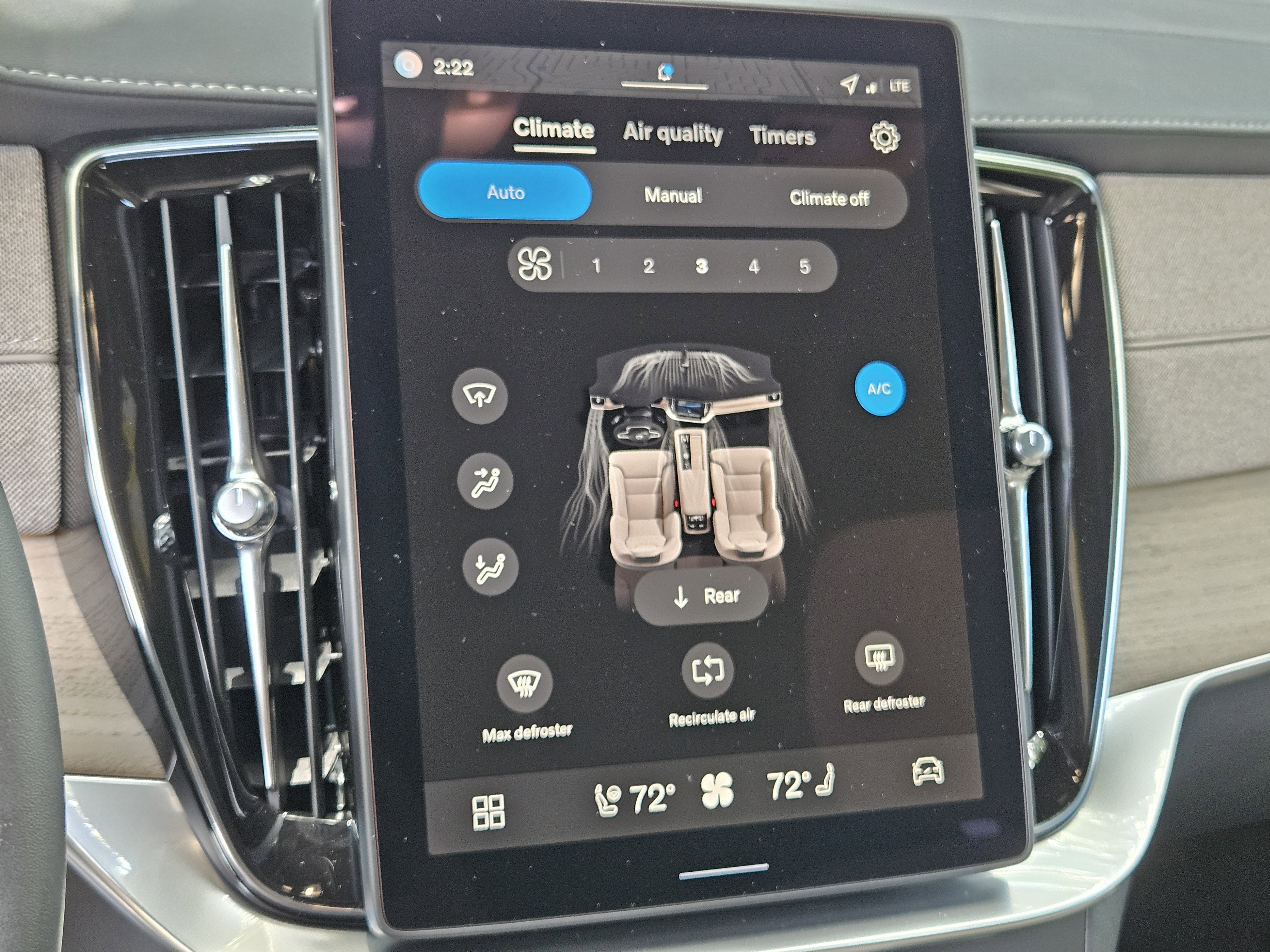 New 2026 Volvo XC90 B5 Plus image 29