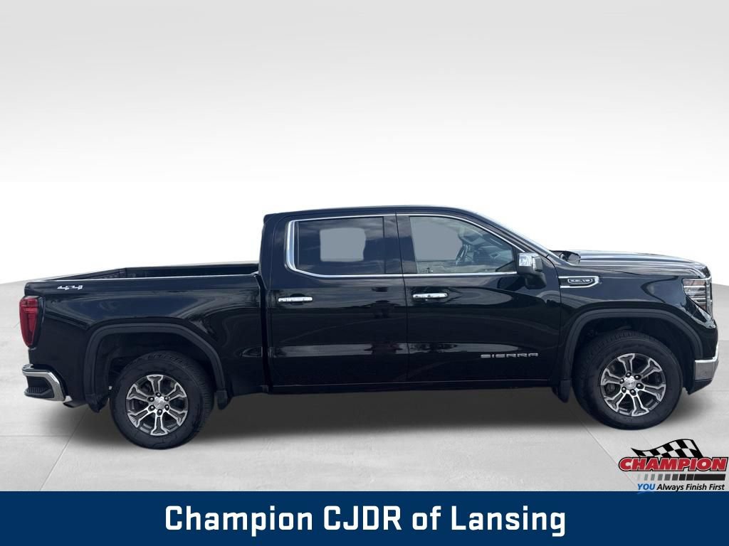 Used 2025 GMC Sierra 1500 SLT AWD/4WD image 8