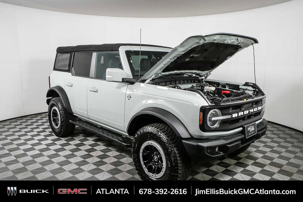 Used 2022 Ford Bronco Outer Banks w/ Sasquatch Package image 32