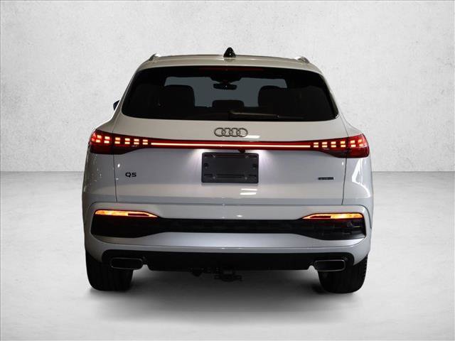 Used 2025 Audi Q5 Premium Plus w/ Premium Plus AWD/4WD image 8