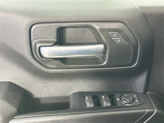 Used 2023 Chevrolet Silverado 1500 Custom image 21