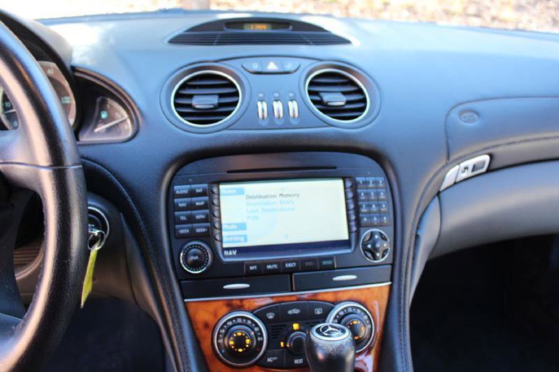 Used 2005 Mercedes-Benz SL 500 image 17