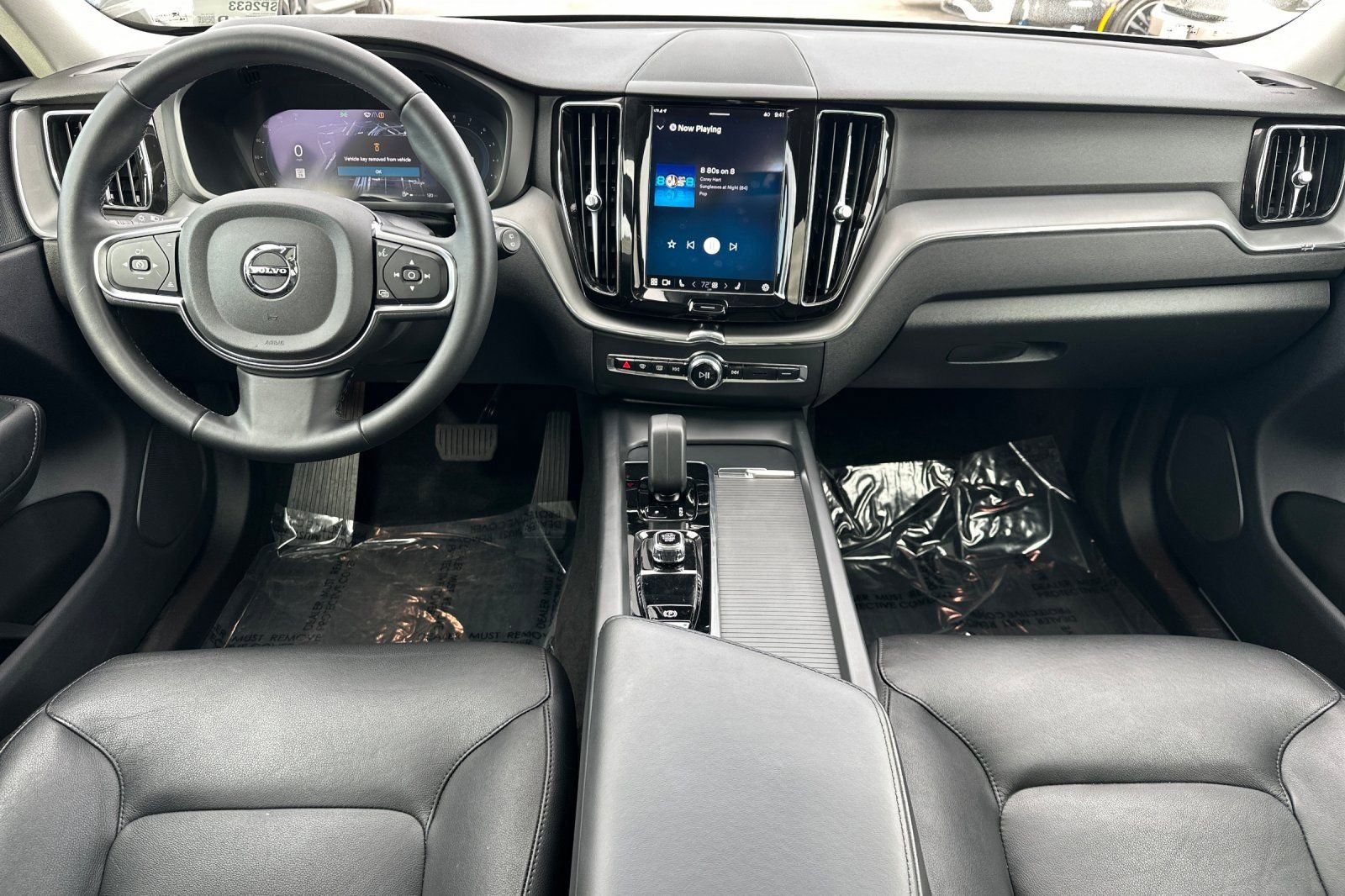 Certified 2024 Volvo XC60 B5 Core image 3