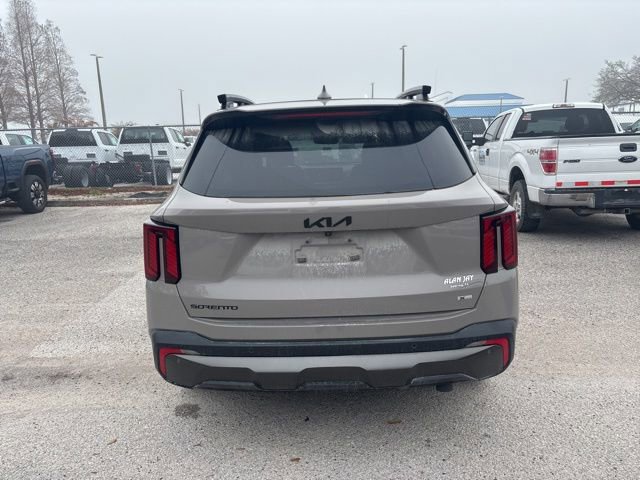 Used 2025 Kia Sorento SX image 6