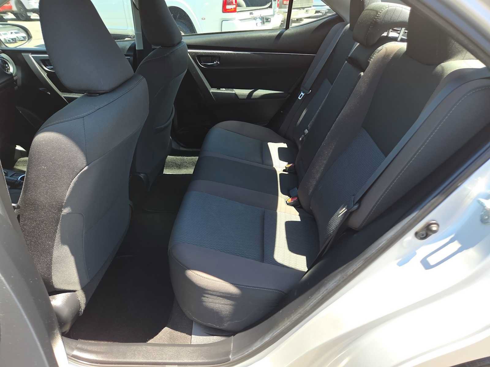 Used 2018 Toyota Corolla LE w/ LE Premium Package FWD image 21