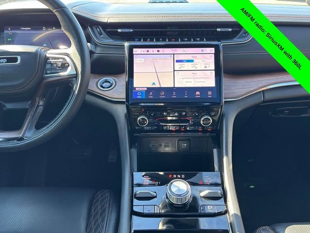 Used 2024 Jeep Grand Cherokee Summit AWD/4WD image 32