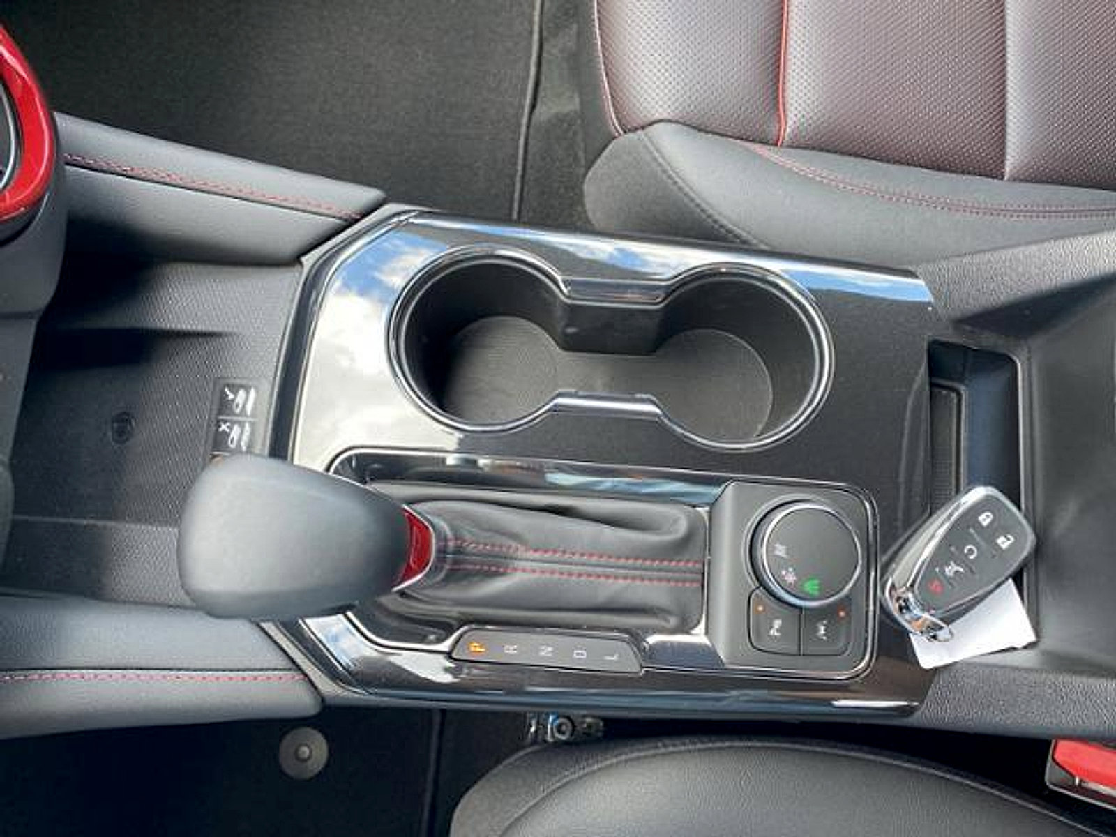 New 2026 Chevrolet Blazer RS w/ Enhanced Convenience Package FWD image 33
