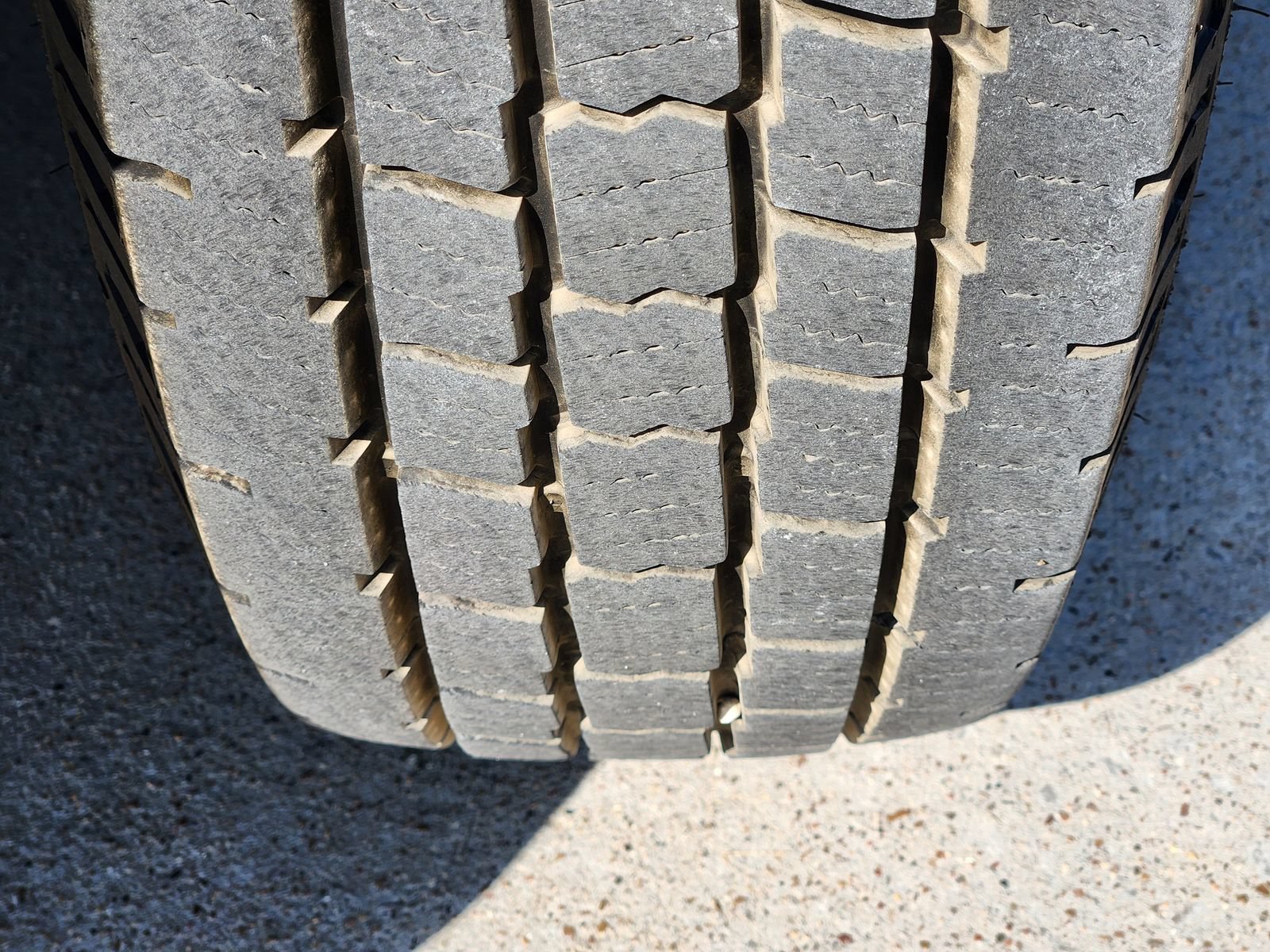 Used 2024 RAM 3500 Limited w/ Safety Group AWD/4WD image 15