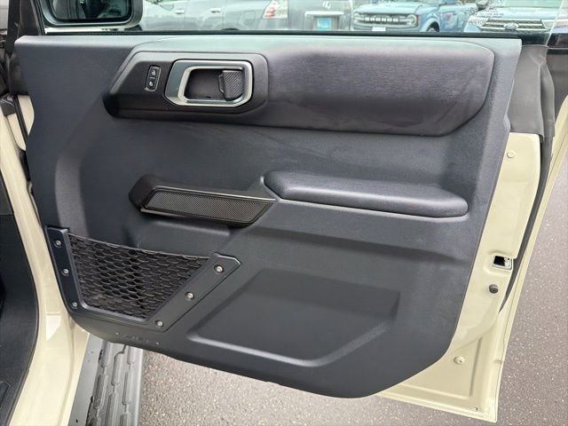 Used 2025 Ford Bronco Outer Banks image 10
