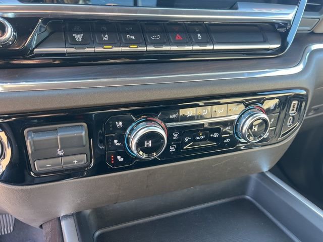 Used 2024 GMC Sierra 2500 SLT w/ SLT Premium Package image 33