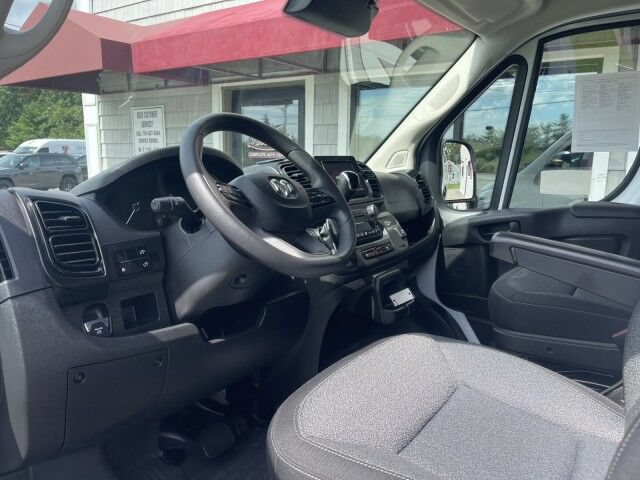 Used 2025 RAM ProMaster 2500 w/ Convenience Group FWD image 9