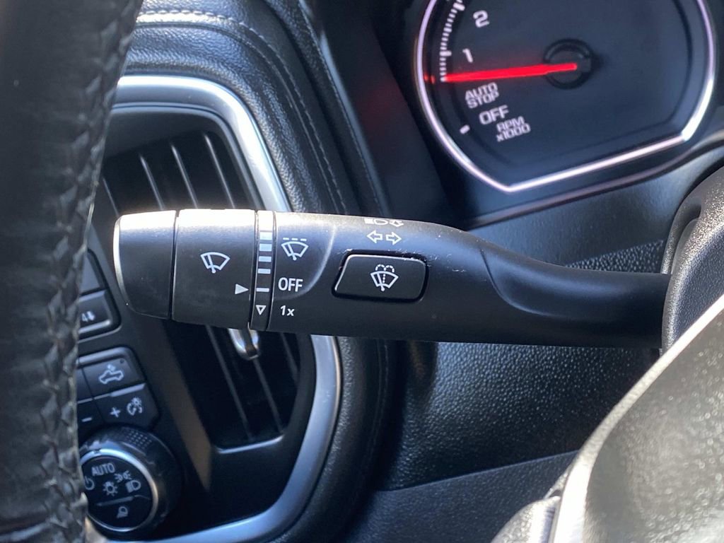 Used 2019 Chevrolet Silverado 1500 LTZ image 38