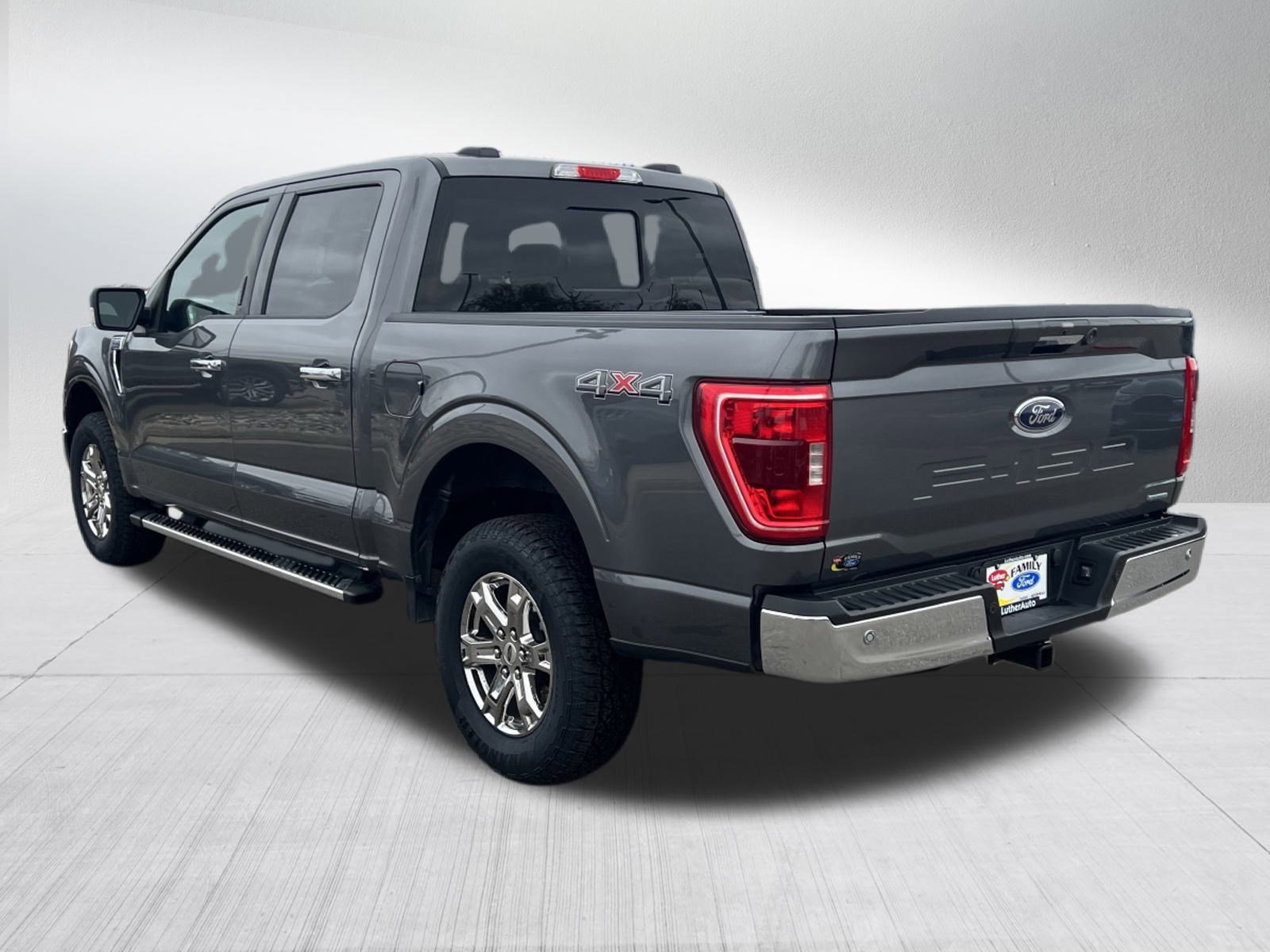 Certified 2022 Ford F150 XLT w/ Equipment Group 302A High image 5