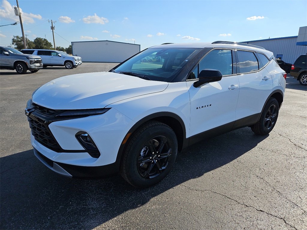 New 2025 Chevrolet Blazer LT w/ Convenience Package