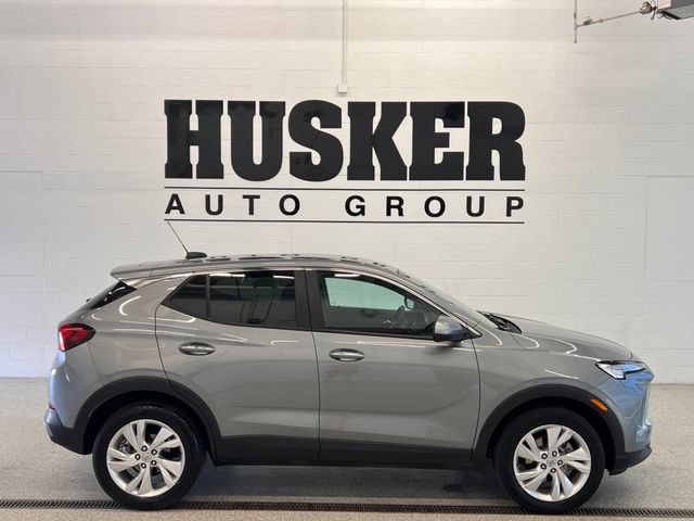 Used 2025 Buick Encore GX Preferred AWD/4WD video 1