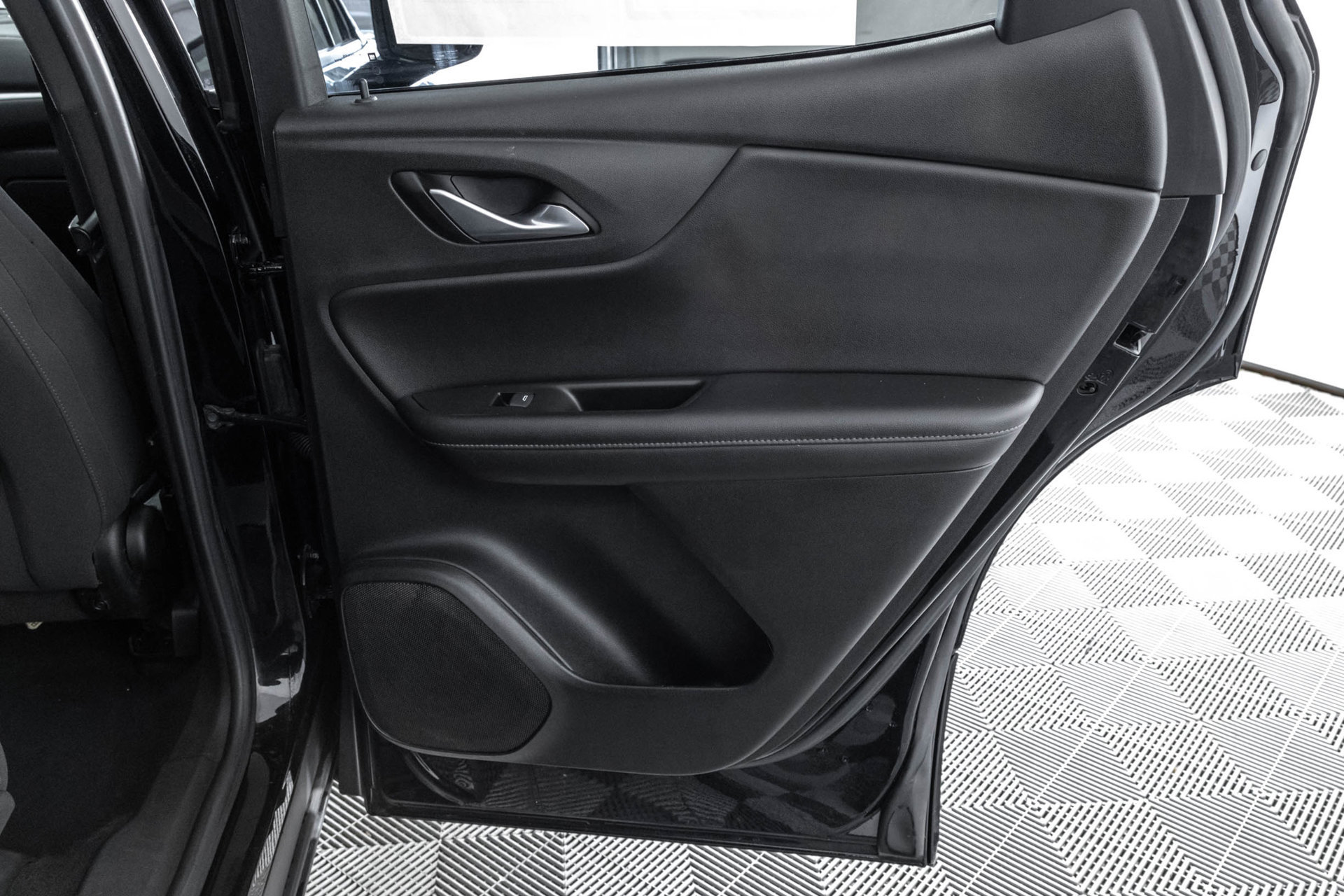 Used 2022 Chevrolet Blazer LT AWD/4WD image 42