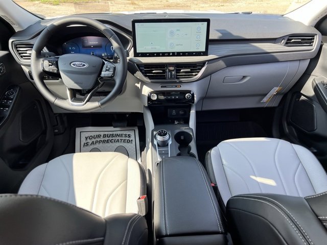 New 2025 Ford Escape Base w/ PHEV Premium Package image 9