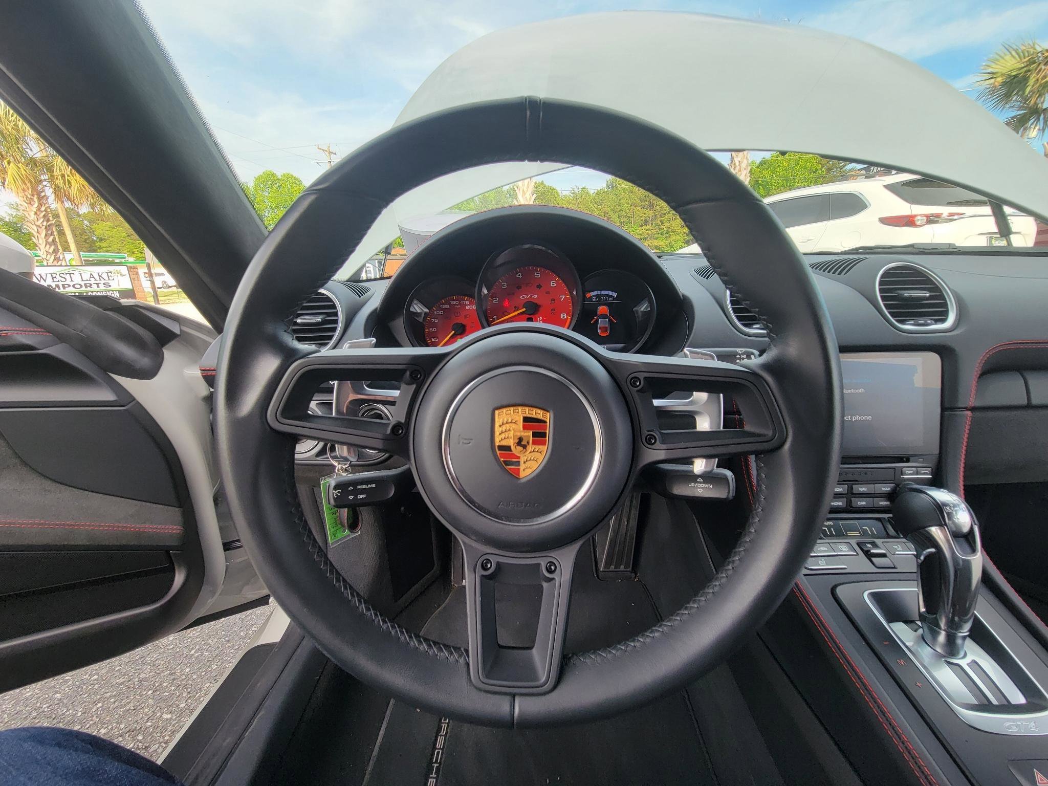 Used 2022 Porsche 718 Cayman GT4 RWD image 33