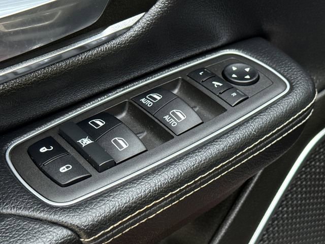 Used 2022 RAM 1500 Laramie w/ Sport Appearance Package image 19