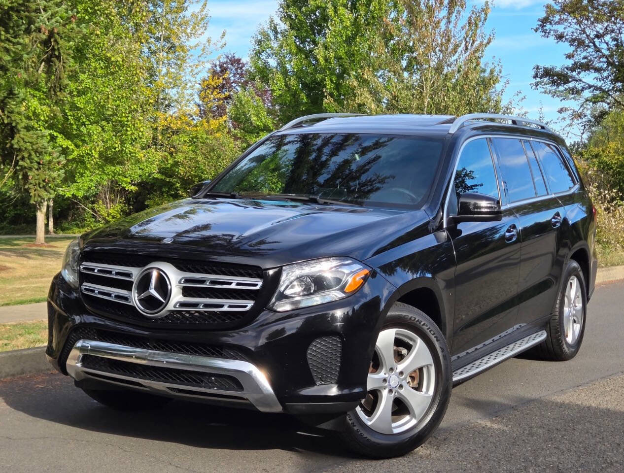 Used 2017 Mercedes-Benz GLS 450 4MATIC image 11