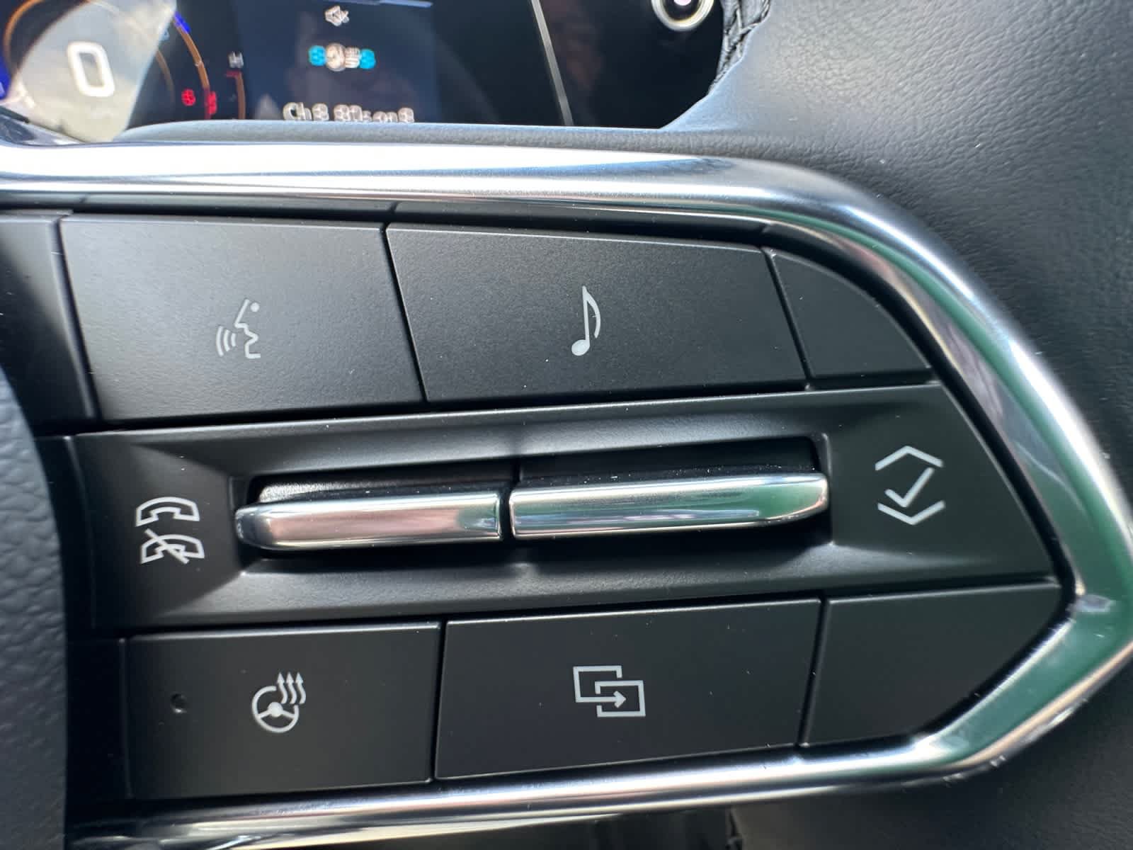 Used 2026 Chevrolet Equinox LT FWD image 26