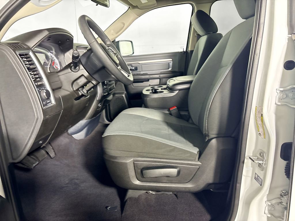 Used 2024 RAM 1500 Classic SLT image 11