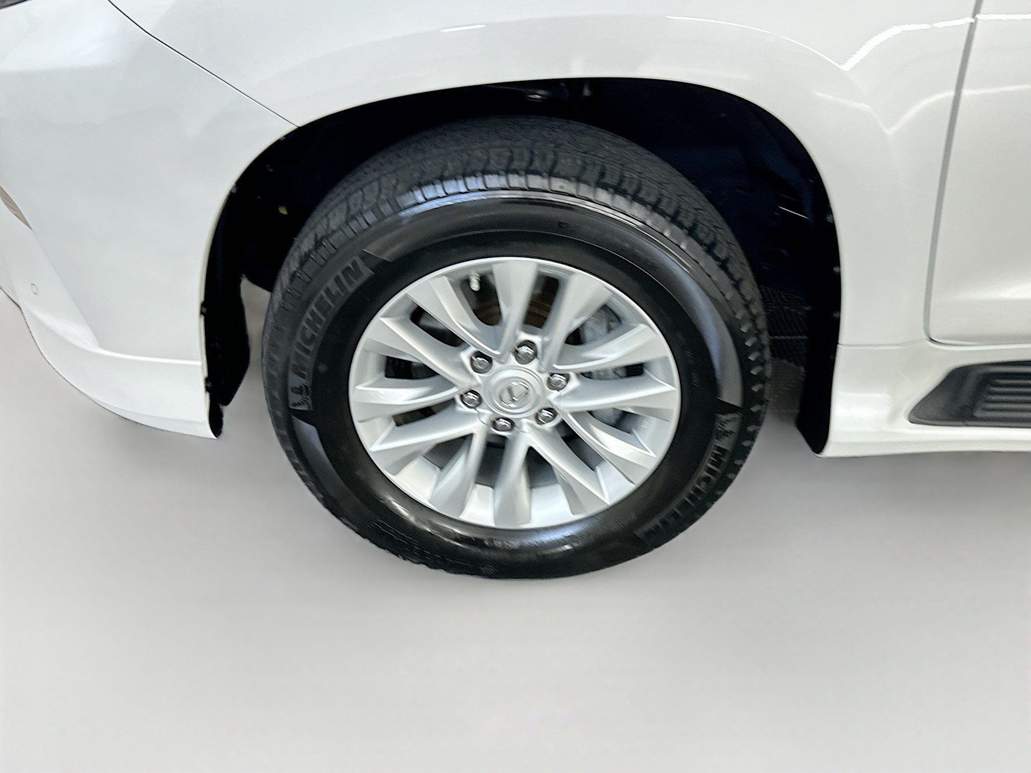 Used 2023 Lexus GX 460 Premium w/ Premium Plus Package AWD/4WD image 11