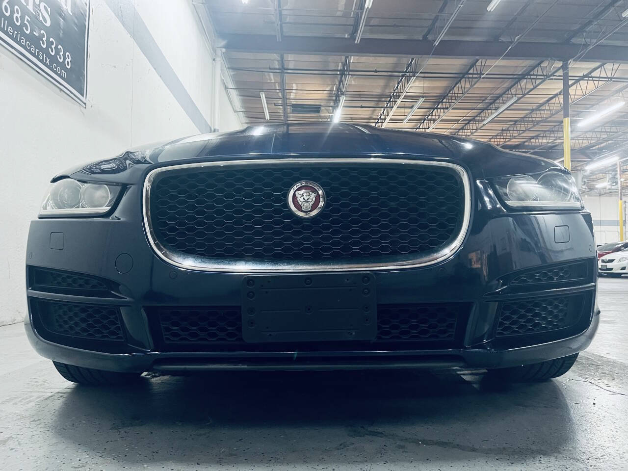 Used 2017 Jaguar XE Prestige AWD/4WD image 8