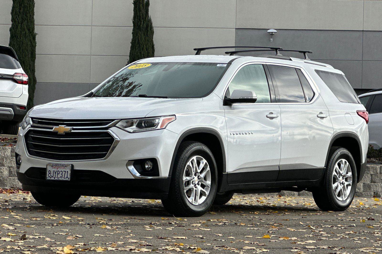 Used 2018 Chevrolet Traverse LT image 8