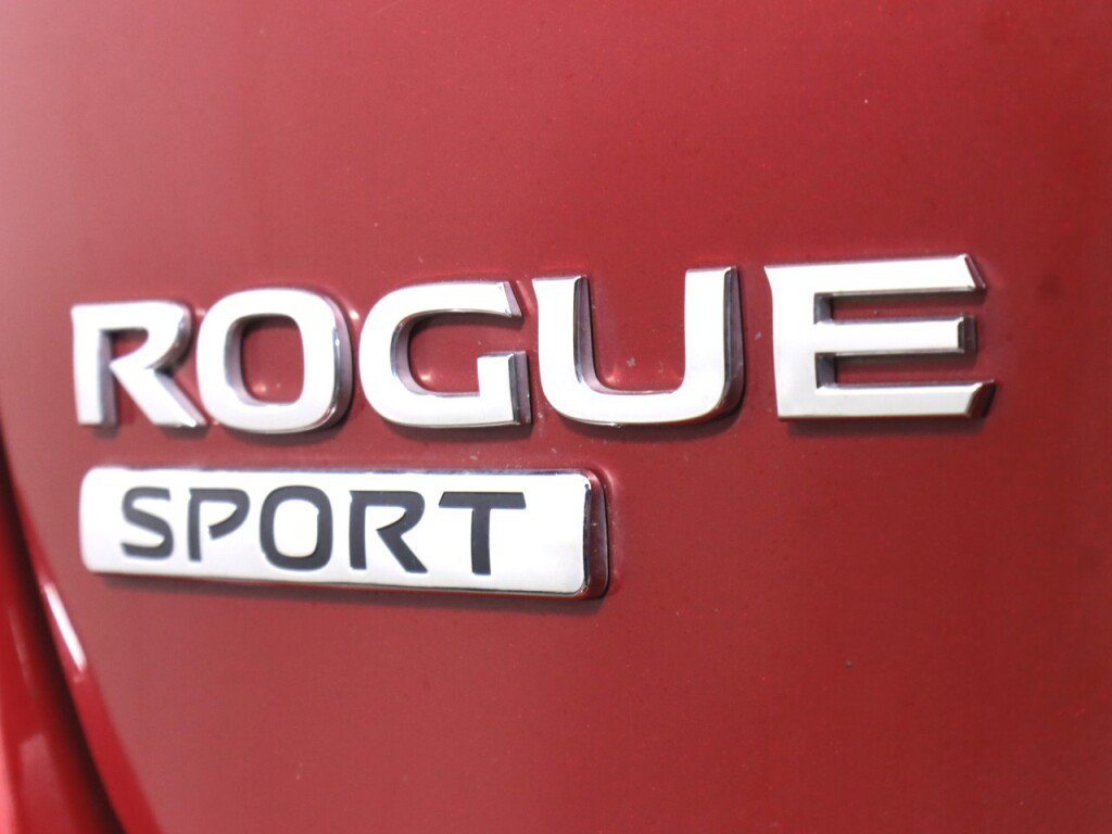 Used 2019 Nissan Rogue Sport SV w/ All-Weather Package FWD image 38
