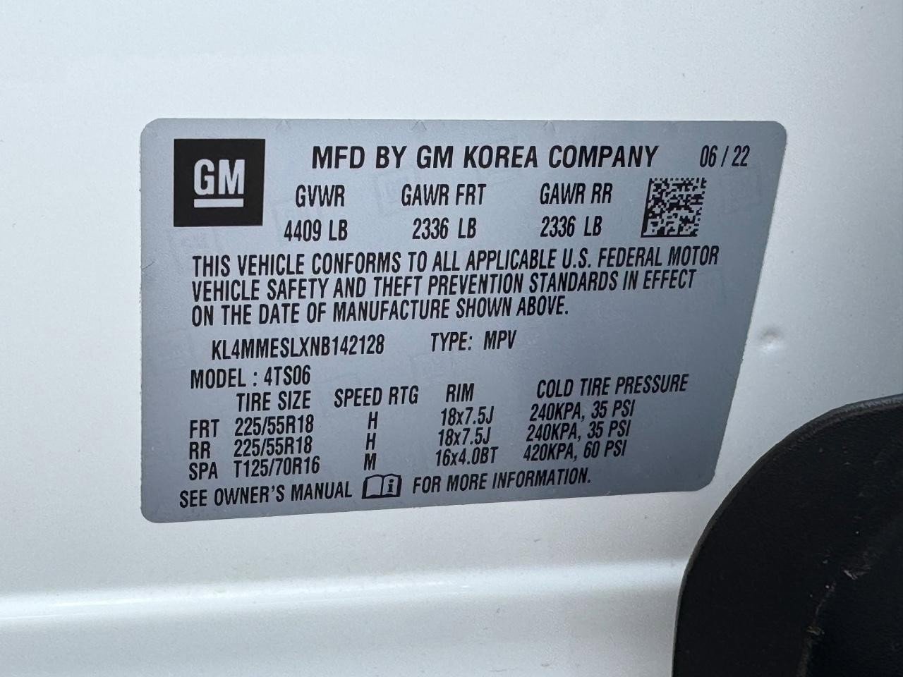 Used 2022 Buick Encore GX Select image 25