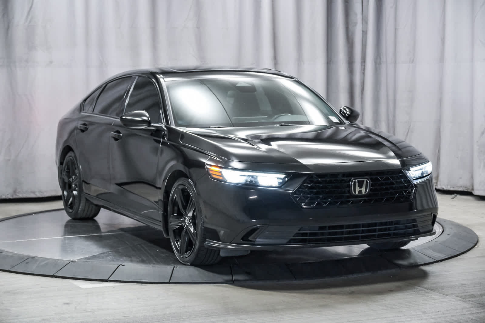 Used 2024 Honda Accord Sport image 5