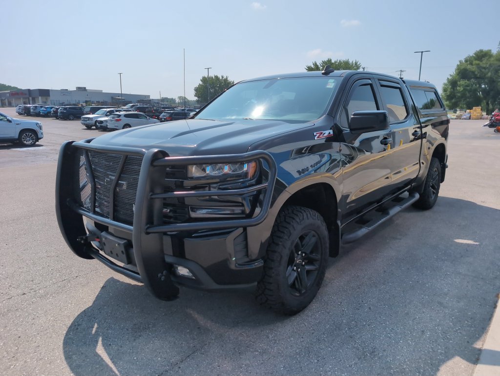 Used 2019 Chevrolet Silverado 1500 LT Trail Boss AWD/4WD image 4